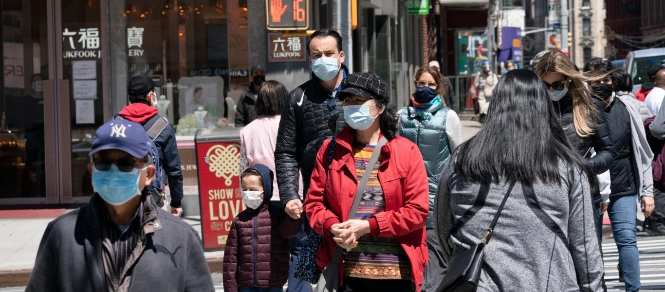Προνόμια για τους εμβολιασμένους σύμφωνα με το αμερικανικό CDC - Πότε αποχαιρετούν οριστικά τις μάσκες;